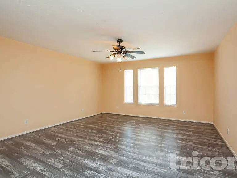 7310 Gettysburg Dr — Photo 7