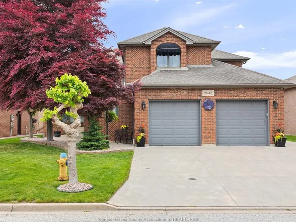 2648 Fleming Ct, Windsor, ON N9E 4P1