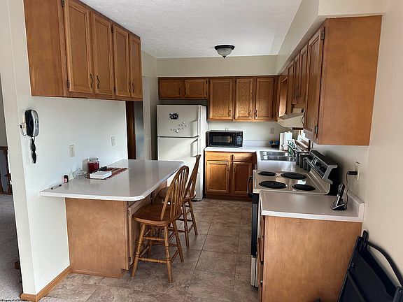 5th image of 271 Jack Acres Rd