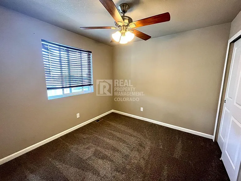 5321 Mountain Vista Hts — Photo 9