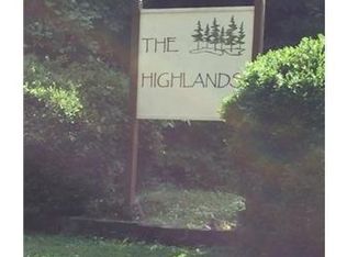 6 Rustic Highlands, Hurricane, WV 25526