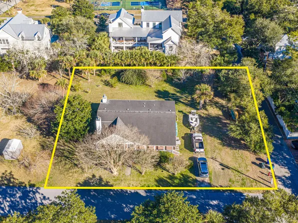 3 Florence St, Sullivans Island, SC 29482