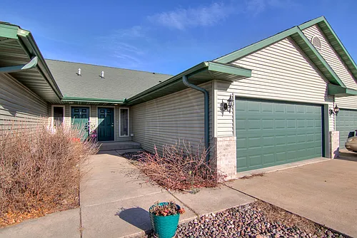 1879 Southridge Ave #1 Photo 1