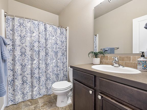 5th image of 1803 S Jefferson Pl