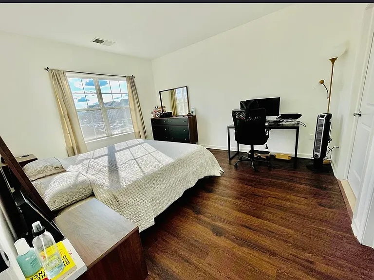 532 E Celebration Way #532 — Photo 7