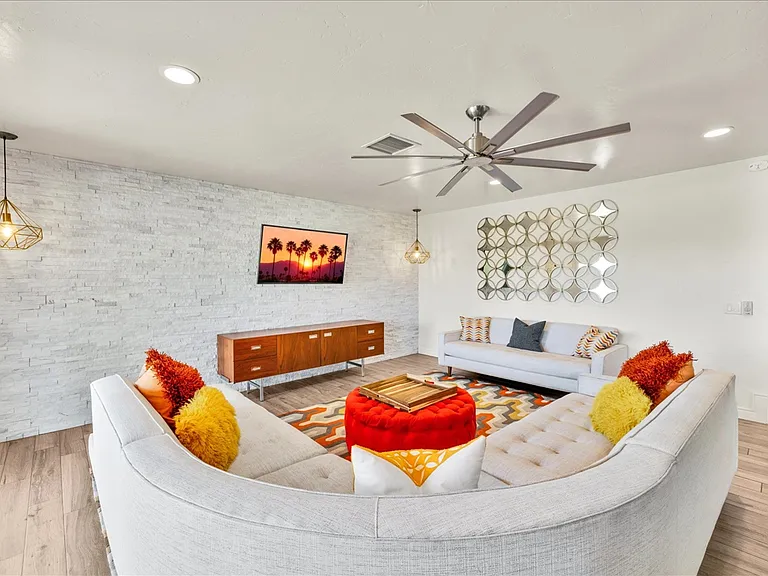 43660 Elkhorn Trl — Photo 6