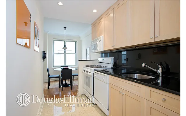 Sold by Douglas Elliman | media 3