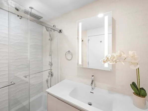 240 West 123rd Street image 6 of 12