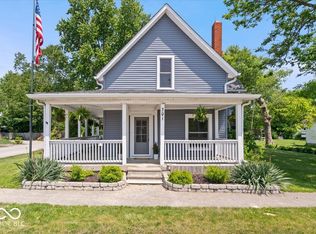 301 S Main St, Whitestown, IN 46075