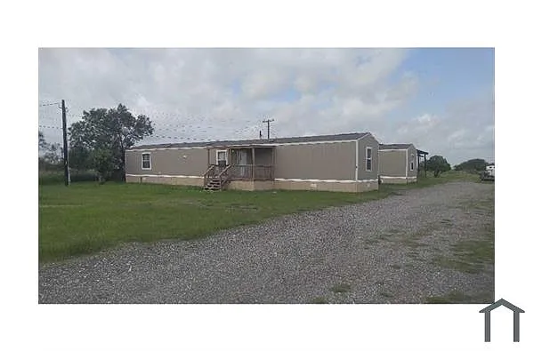Building Photo - 5245 County Road 79 #8