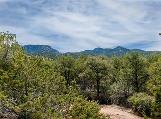 54 Camino Amor, Santa Fe, NM 87506