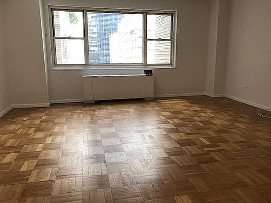 1st image of 100 W 57th St APT 12Q