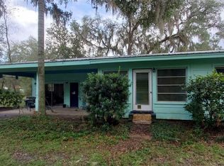 101 Myers Ln, Hawthorne, FL 32640