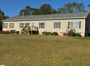 742 Lanford Rd, Woodruff, SC 29388