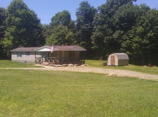 593 Tannery Hollow Rd, Blairsville, PA 15717