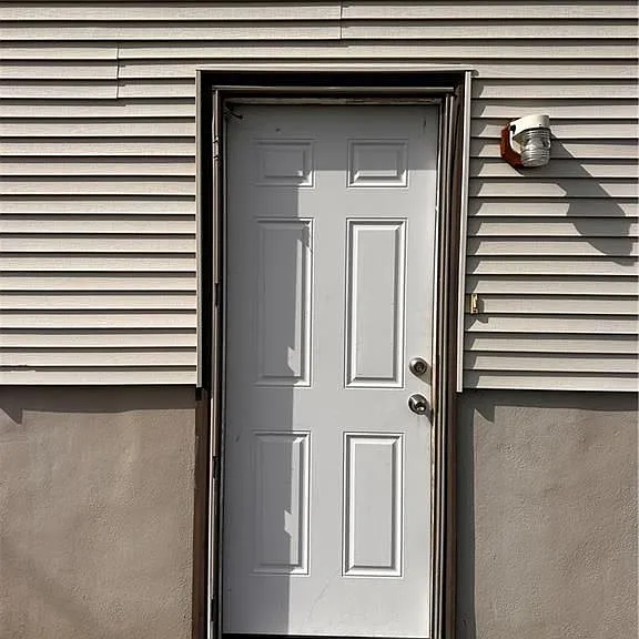 24 Lewis St #2 — Photo 3