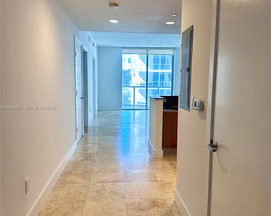 1060 Brickell Ave #1815