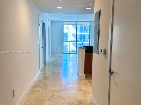 1060 Brickell Ave, Miami, FL