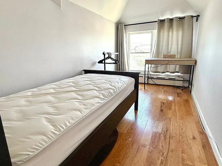 3550 E Tremont Ave #2 — Photo 3