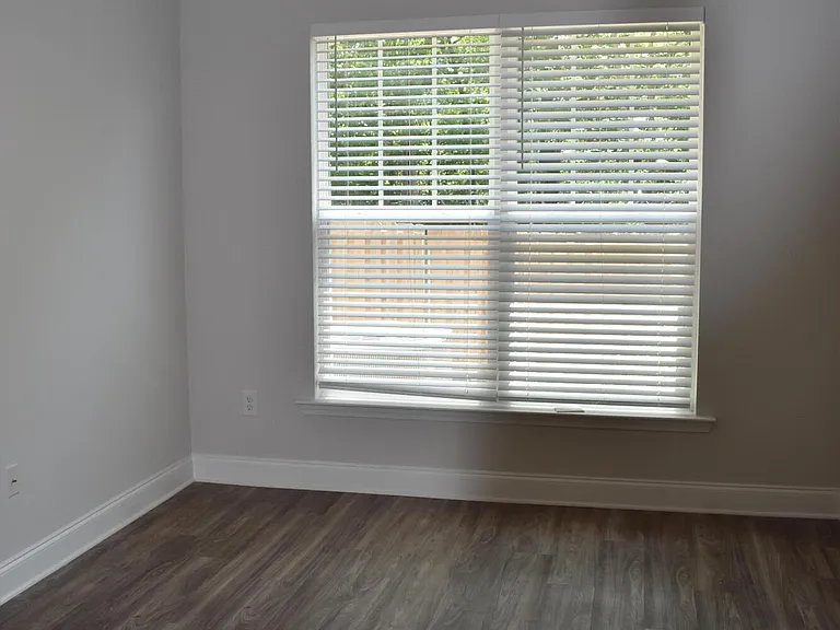 4164 Beautiful Pond Park — Photo 8