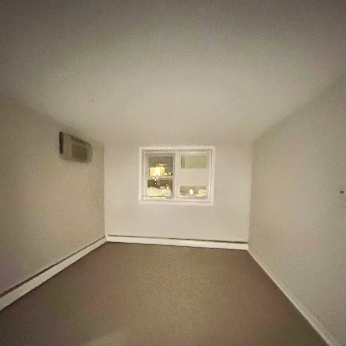 Studio, 900 sqft, $1,500 — Photo 3