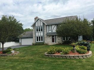 1223 Larkspur Dr, Kansasville, WI 53139