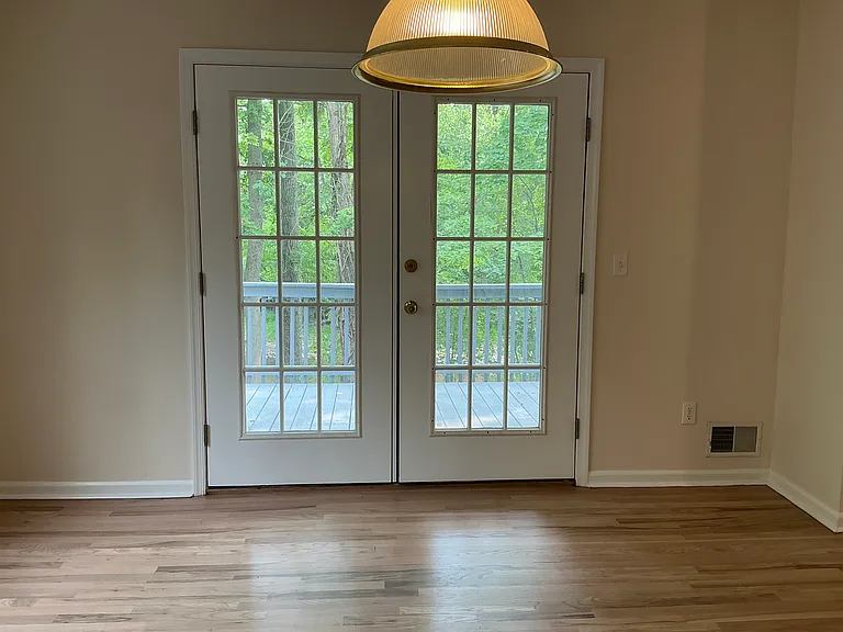 125 Summit Ave — Photo 9
