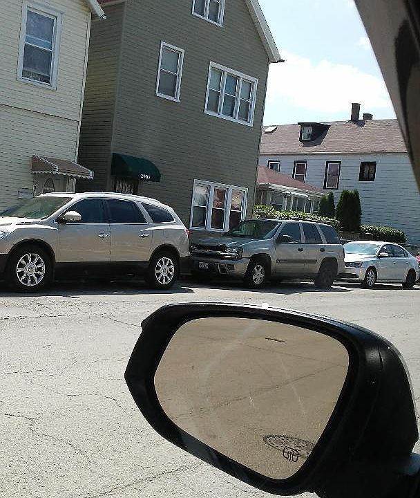 2nd image of 2907 W 38th St