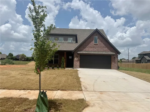 3000 SW Little Elm Loop, Bentonville, AR 72713