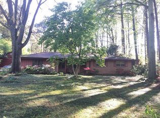 5498 Francis Dr, Lilburn, GA 30047