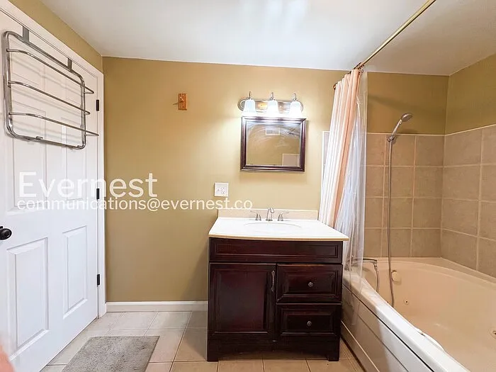 6405 Loch Crest Ct — Photo 14