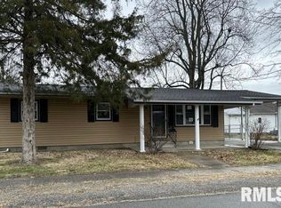 1003 N Whitman Dr, Marion, IL 62959