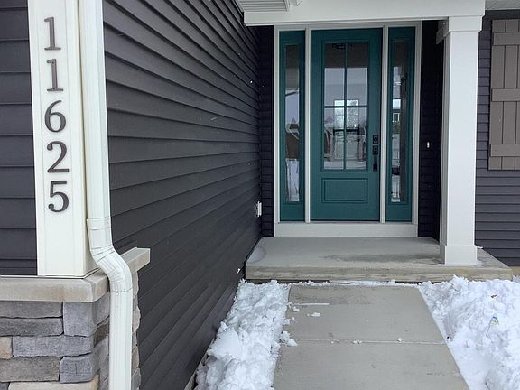 3rd image of 11625 Murano Dr #63