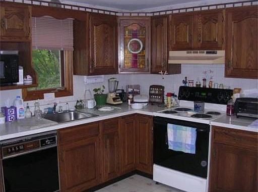 5th image of 11 Cayuga Cir