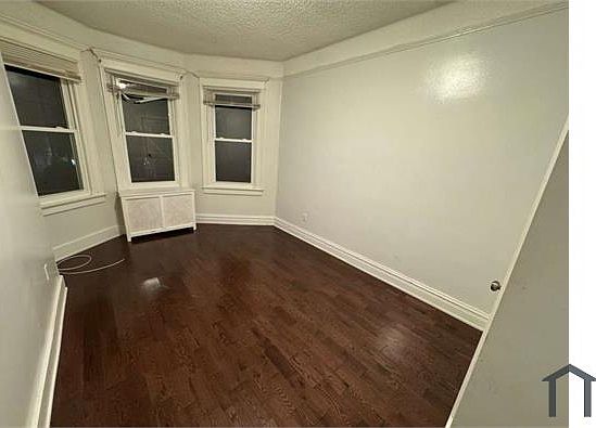 5th image of 256 Dwight St Floor 2