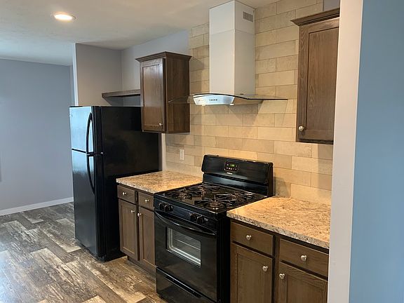 3rd image of 47 Bluebird Hill Dr #164