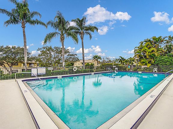 3rd image of 7437 SE Jamestown Terrace #1304