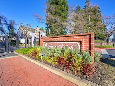 4040 Alex Ln, Carmichael, CA, 95608