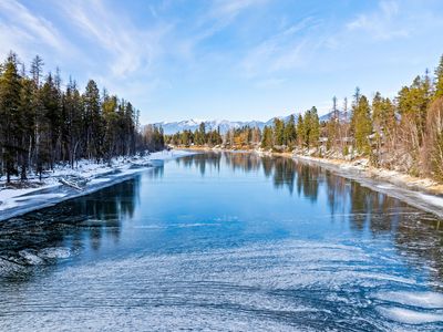 524 Eastman Dr, Bigfork, MT, 59911