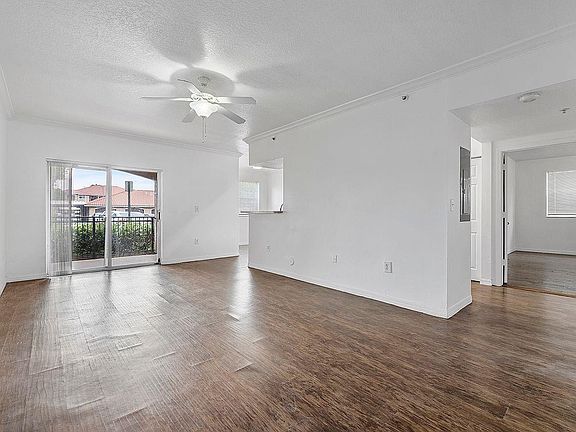 5th image of 11730 SW 2 Street #12101