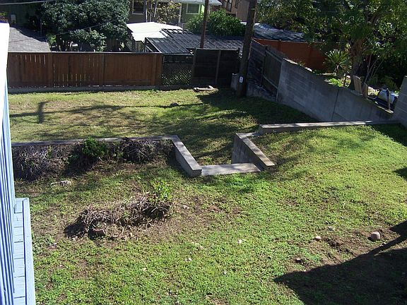 5th image of 3729 Texas St