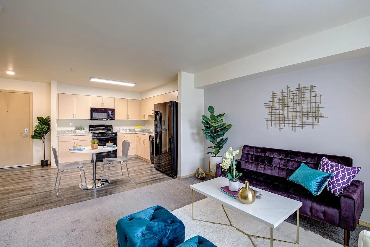 Crossroads Senior Living Apartments — Photo 4