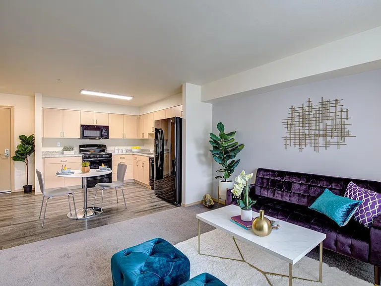 Crossroads Senior Living Apartments — Photo 4
