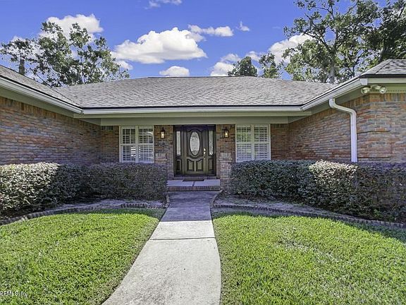 4th image of 3798 Cathedral Oaks Pl S