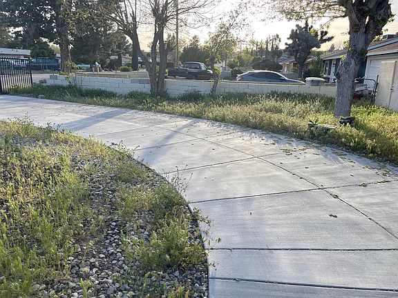 4th image of 16438 Adelia St