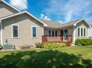 276 Wyldewood Dr UNIT D, Oshkosh, WI 54904