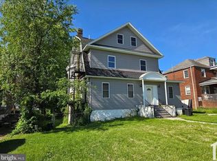 3811 Barrington Rd, Baltimore, MD 21215