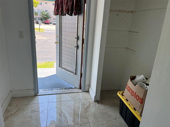 4th image of 1425 Atlantic Shores Boulevard #101