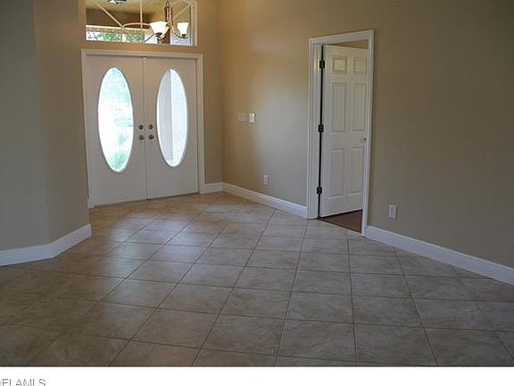 2nd image of 235 SW 40th St