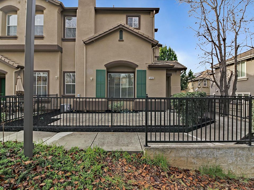 1st image of 3256 Shiraz Pl